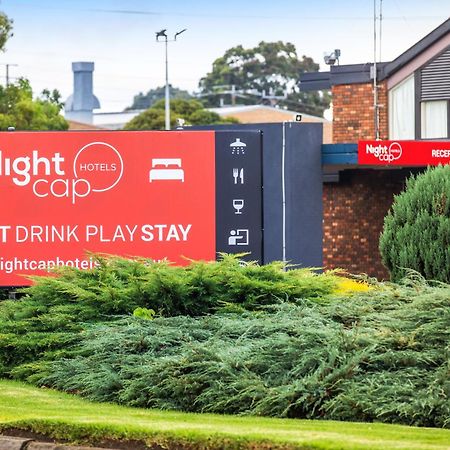 Nightcap At Manhattan Hotel Ringwood Exterior photo